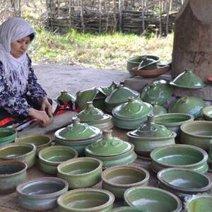 Gilan Pottery